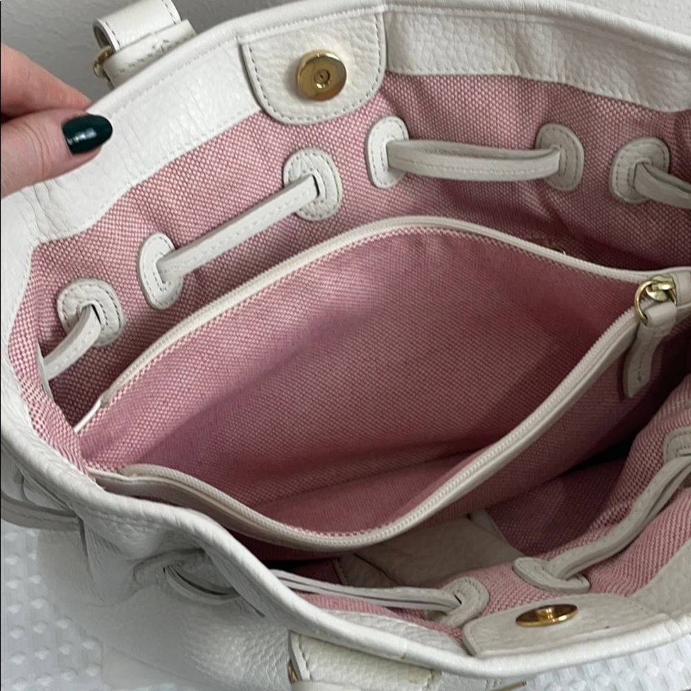 Dooney & Bourke white pebbled leather handbag - Picture 5 of 7
